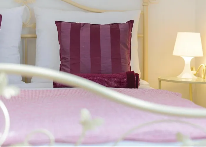 Three-bedroom With Sea View 08 Appartement *