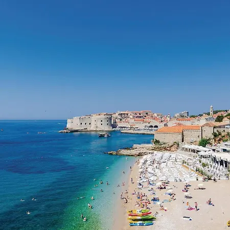 Three-bedroom With Sea View 08 아파트 Mokošica