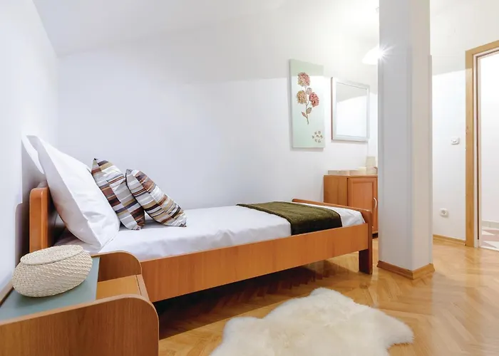 Three-bedroom With Sea View 08 Mokošica