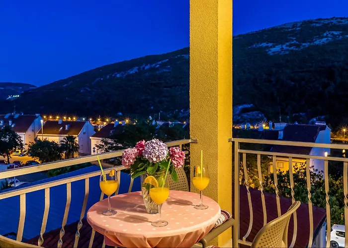 דירה Three-bedroom With Sea View 08 Mokošica